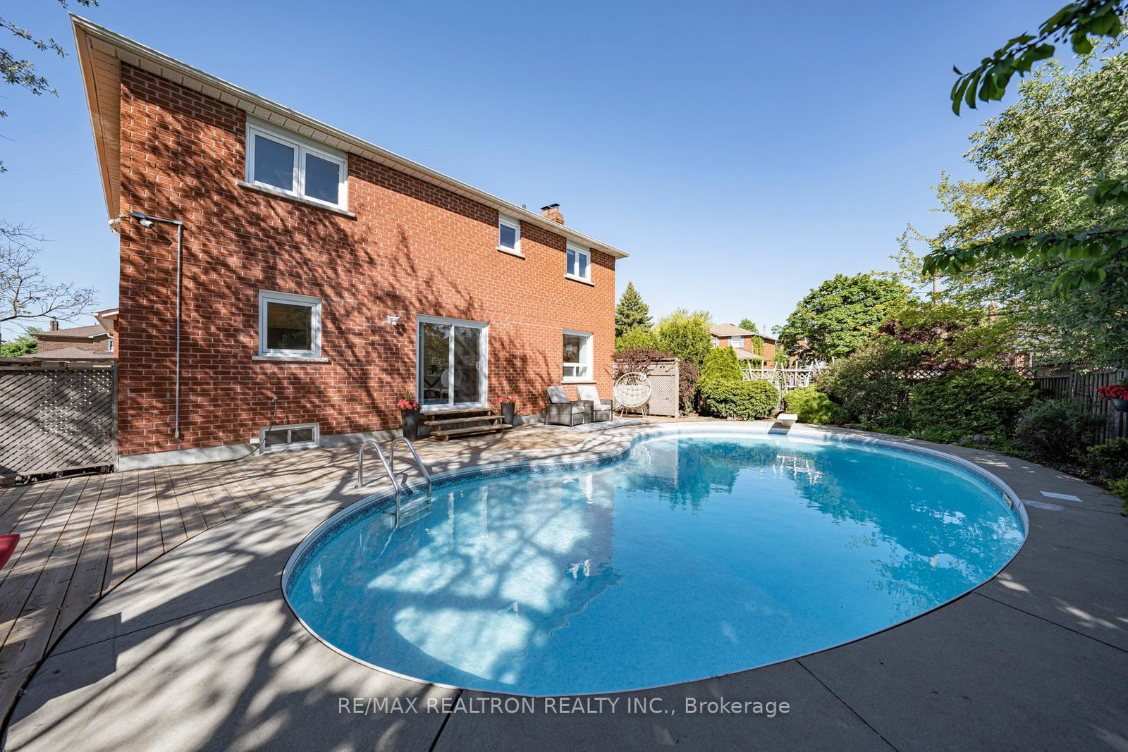 221-old-orchard-circle-oakville-ontario-w12494892