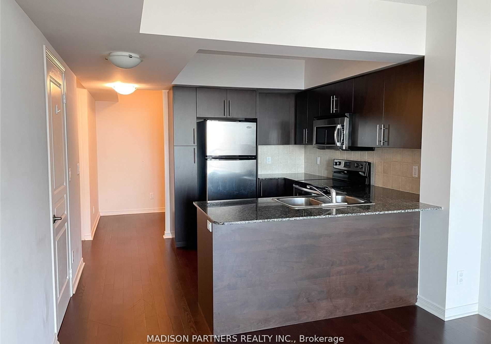 2240-lakeshore-boulevard-w-etobicoke-ontario-w12495006