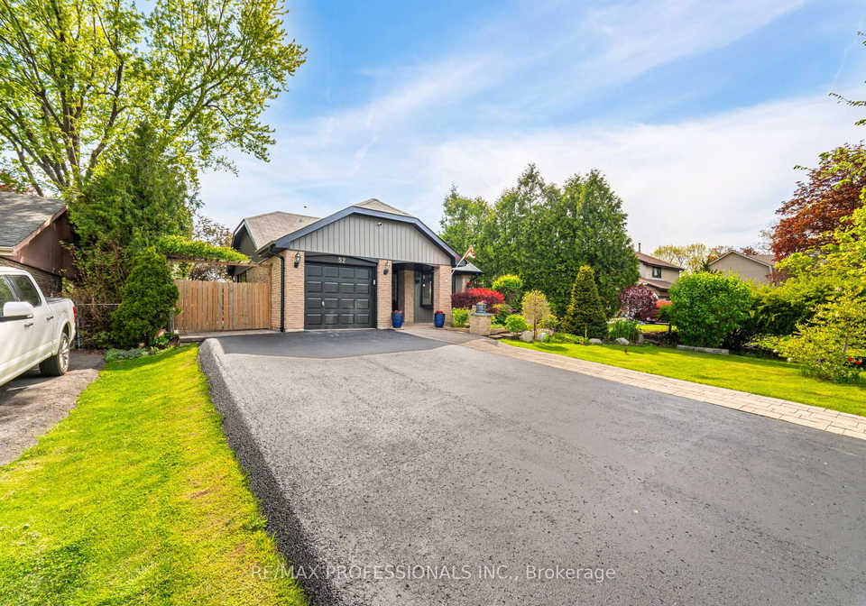 52-lorraine-crescent-brampton-ontario-w12495186