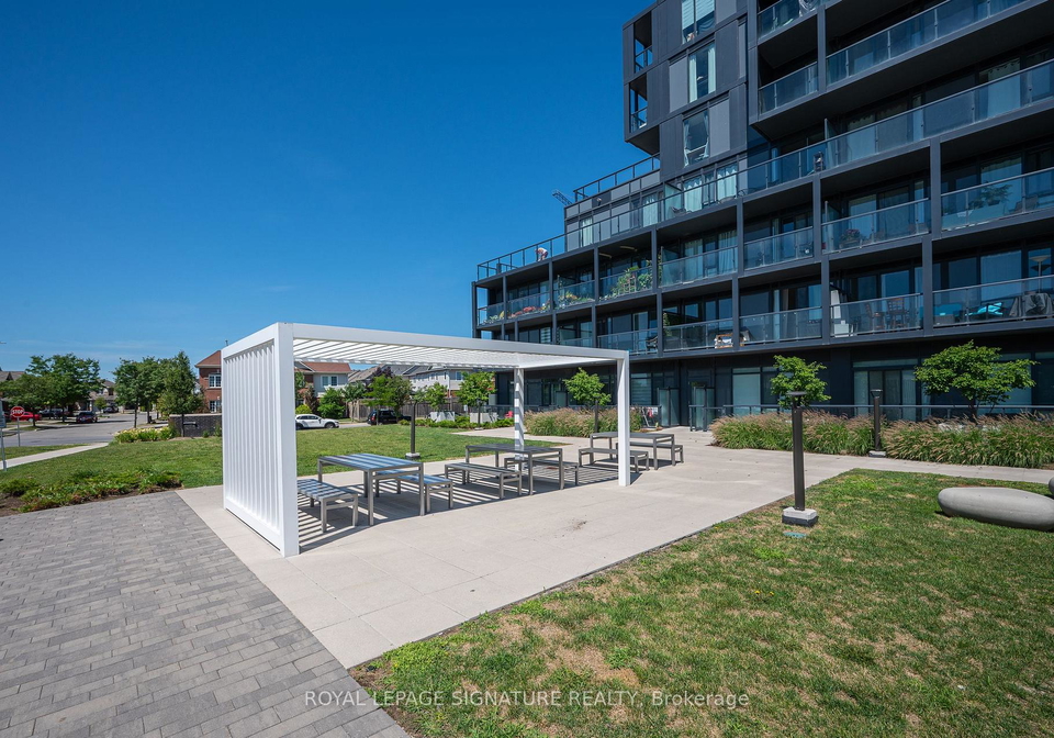 3210-dakota-common-burlington-ontario-w12495388