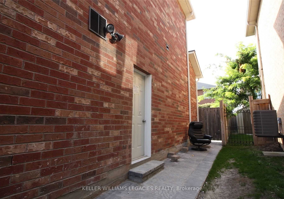 30-richgrove-drive-brampton-ontario-w12495746