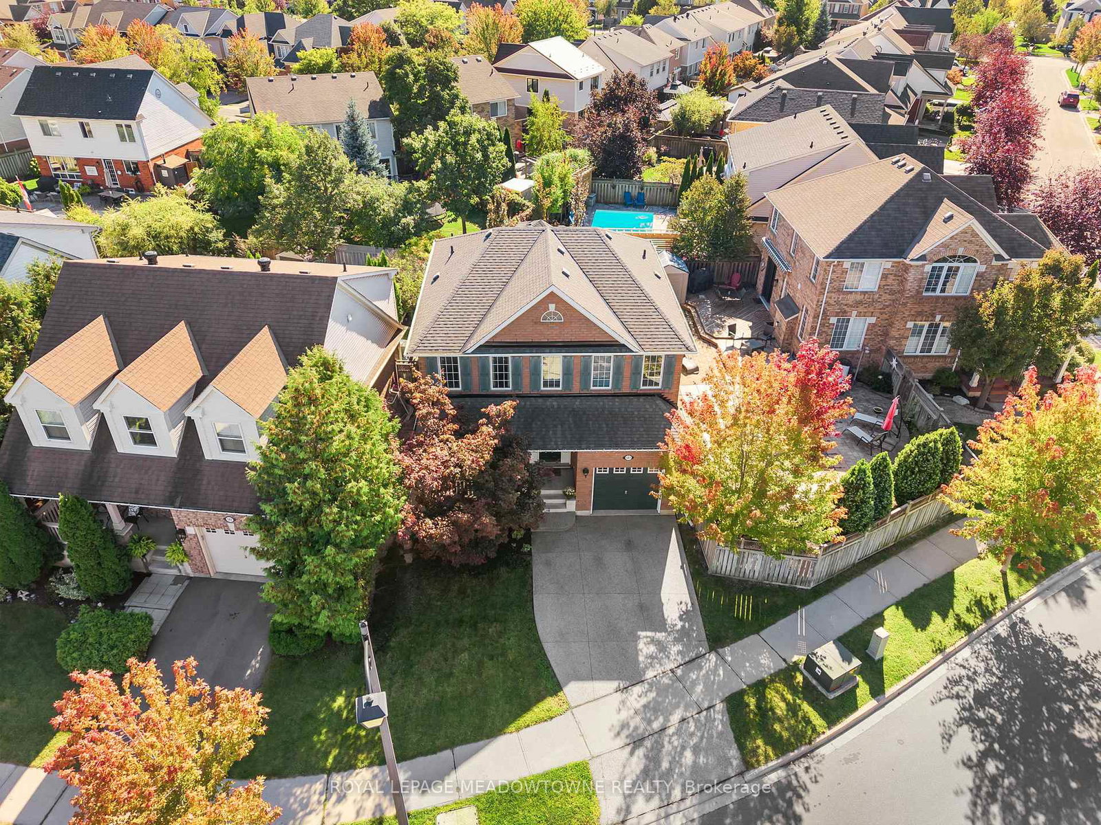 583-caverhill-crescent-milton-ontario-w12495880