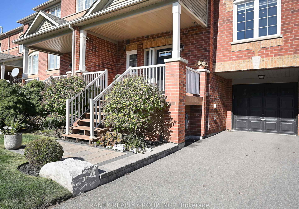 1572-woodhenge-way-mississauga-ontario-w12496174
