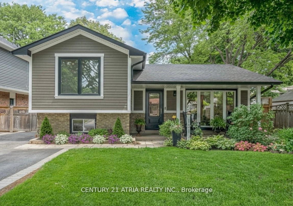 1319-oxford-avenue-oakville-ontario-w12496242