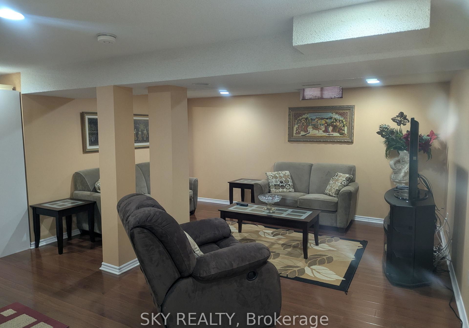 5775-invergordon-lane-mississauga-ontario-w12496328