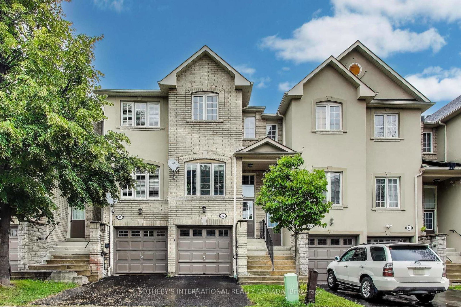 435-hensall-circle-mississauga-ontario-w12497140