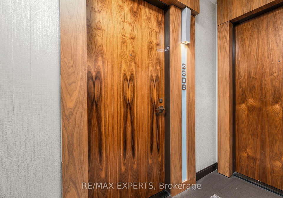 36-park-lawn-road-etobicoke-ontario-w12497304