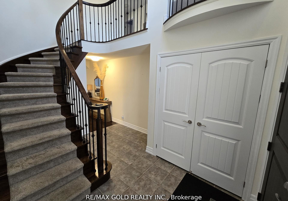 87-scott-boulevard-milton-ontario-w12497336