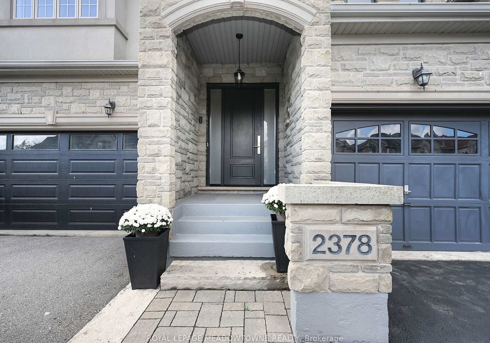 2378-wasaga-drive-oakville-ontario-w12497386