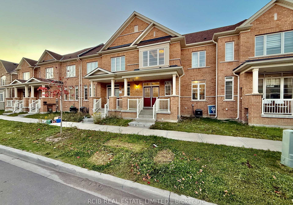 22-block-road-brampton-ontario-w12497554