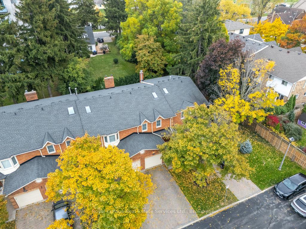 2318-marine-drive-oakville-ontario-w12497568