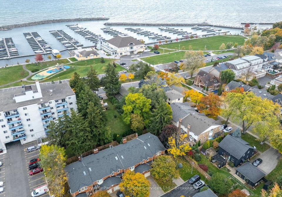 2318-marine-drive-oakville-ontario-w12497568