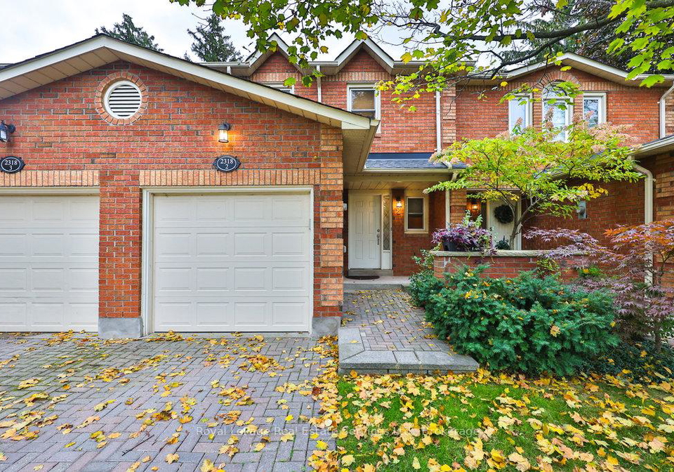 2318-marine-drive-oakville-ontario-w12497568