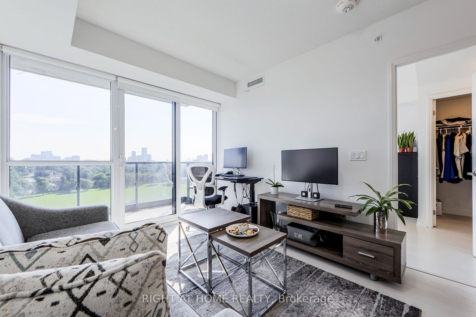10-gibbs-road-etobicoke-ontario-w12498834