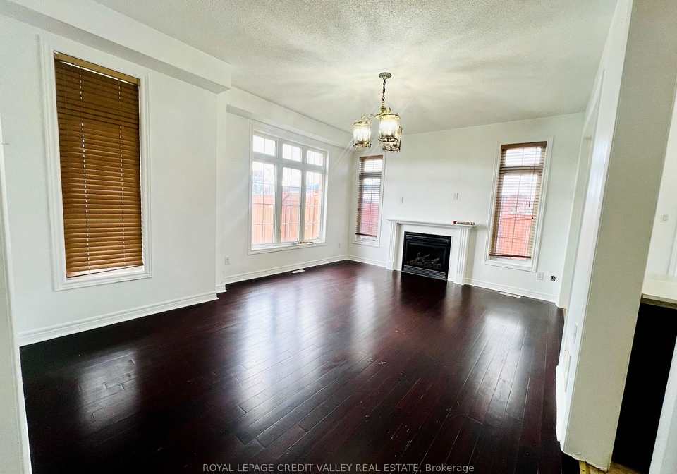 33-fairlawn-boulevard-brampton-ontario-w12499050