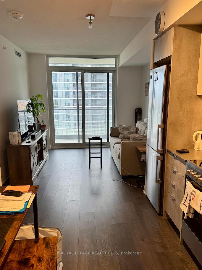 30-gibbs-road-etobicoke-ontario-w12499250