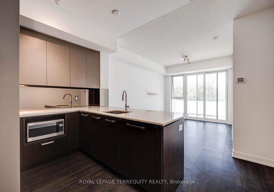 1830-bloor-street-w-toronto-ontario-w12499846