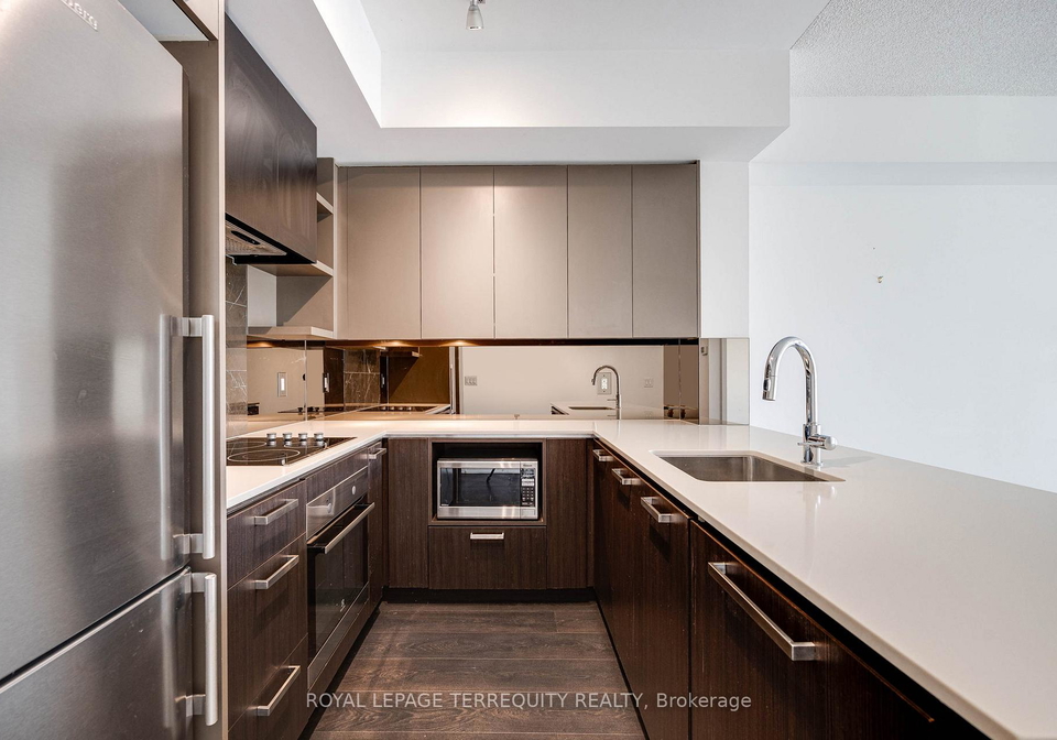 1830-bloor-street-w-toronto-ontario-w12499846