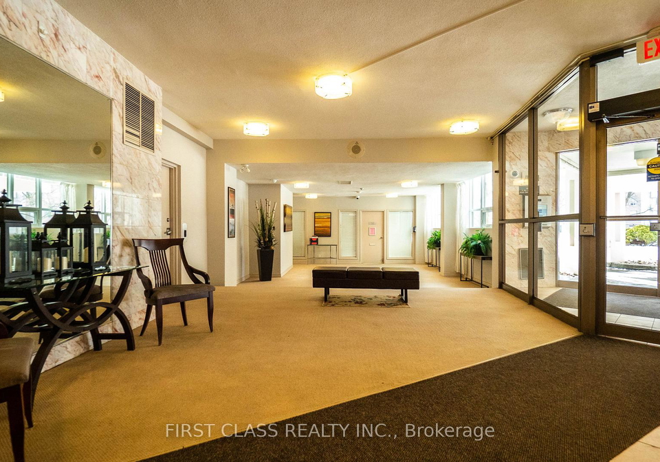 2323-confederation-parkway-mississauga-ontario-w12500368