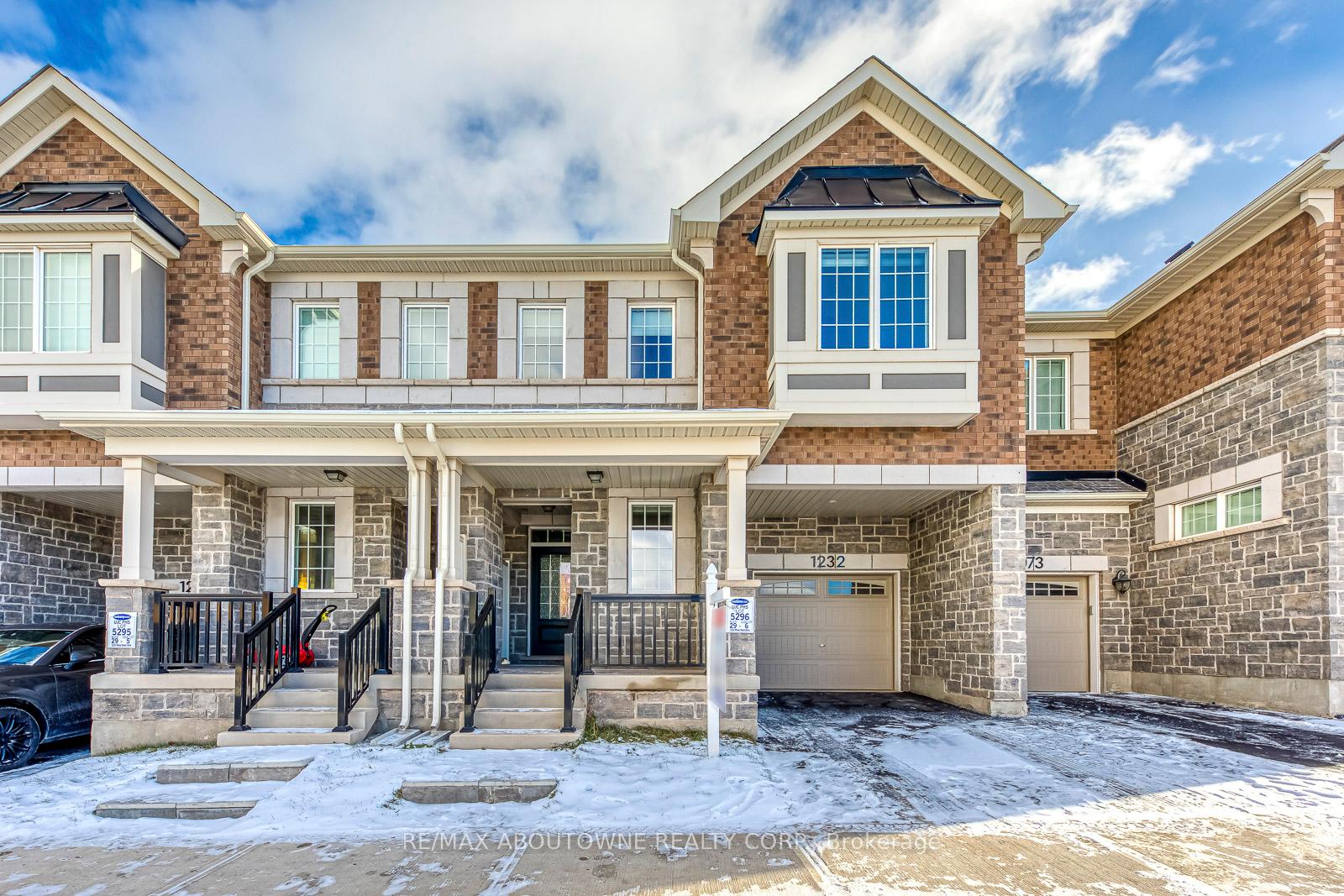 1232-wheat-boom-drive-oakville-ontario-w12500514