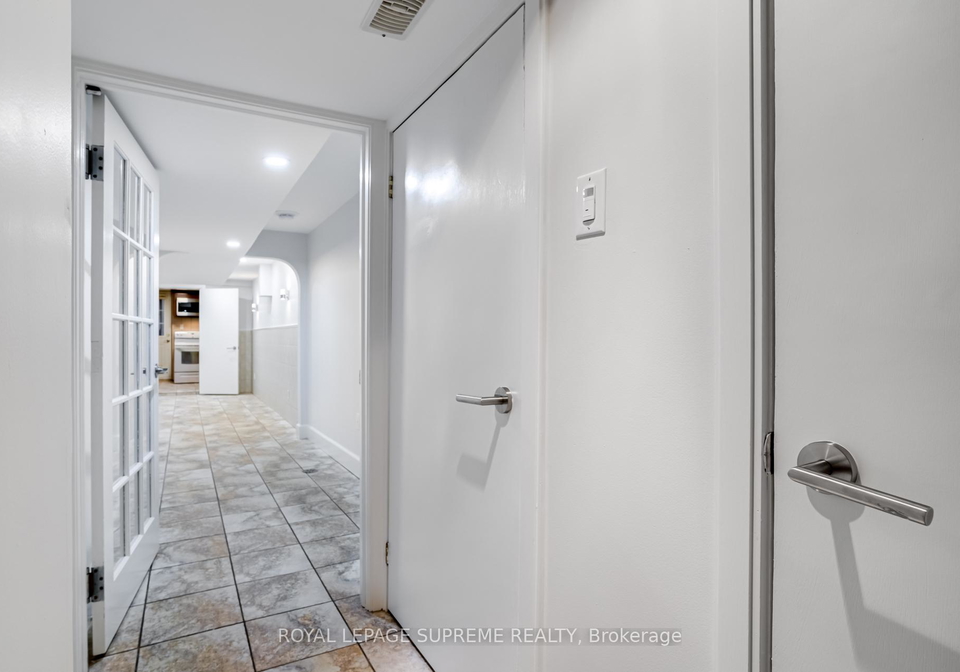30-lacey-avenue-toronto-ontario-w12500530