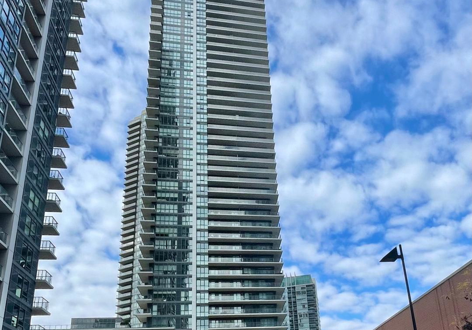 10-park-lawn-road-etobicoke-ontario-w12500980