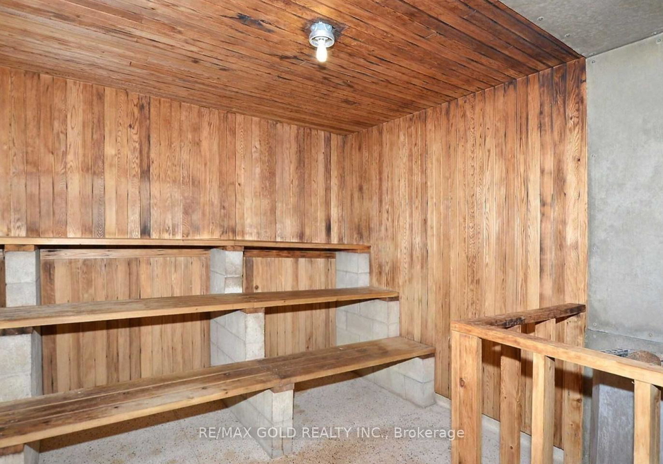 390-dixon-road-etobicoke-ontario-w12501120