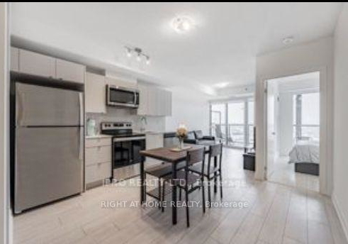 3200-dakota-commons-burlington-ontario-w12501260