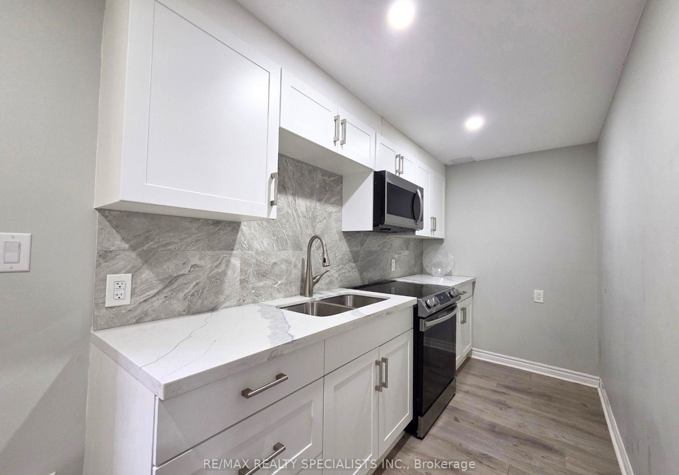 27-mistybrook-crescent-brampton-ontario-w12501472