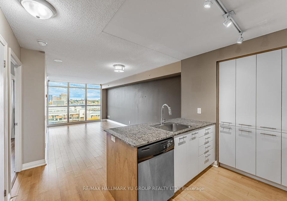 1-valhalla-inn-road-etobicoke-ontario-w12501652