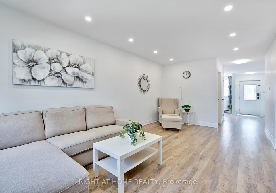 2170-bromsgrove-road-mississauga-ontario-w12501836
