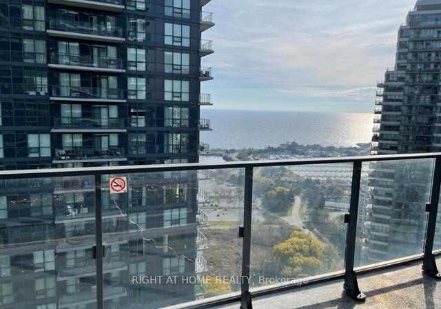 2220-lake-shore-boulevard-w-etobicoke-ontario-w12501864