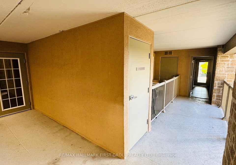 1460-bishops-gate-oakville-ontario-w12502364