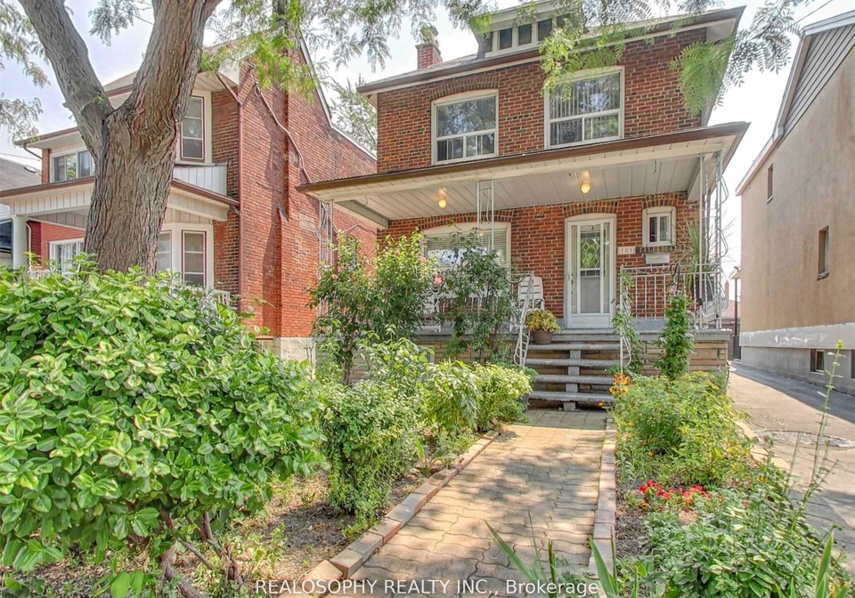 101-auburn-avenue-toronto-ontario-w12502458