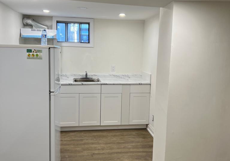 101-auburn-avenue-toronto-ontario-w12502458
