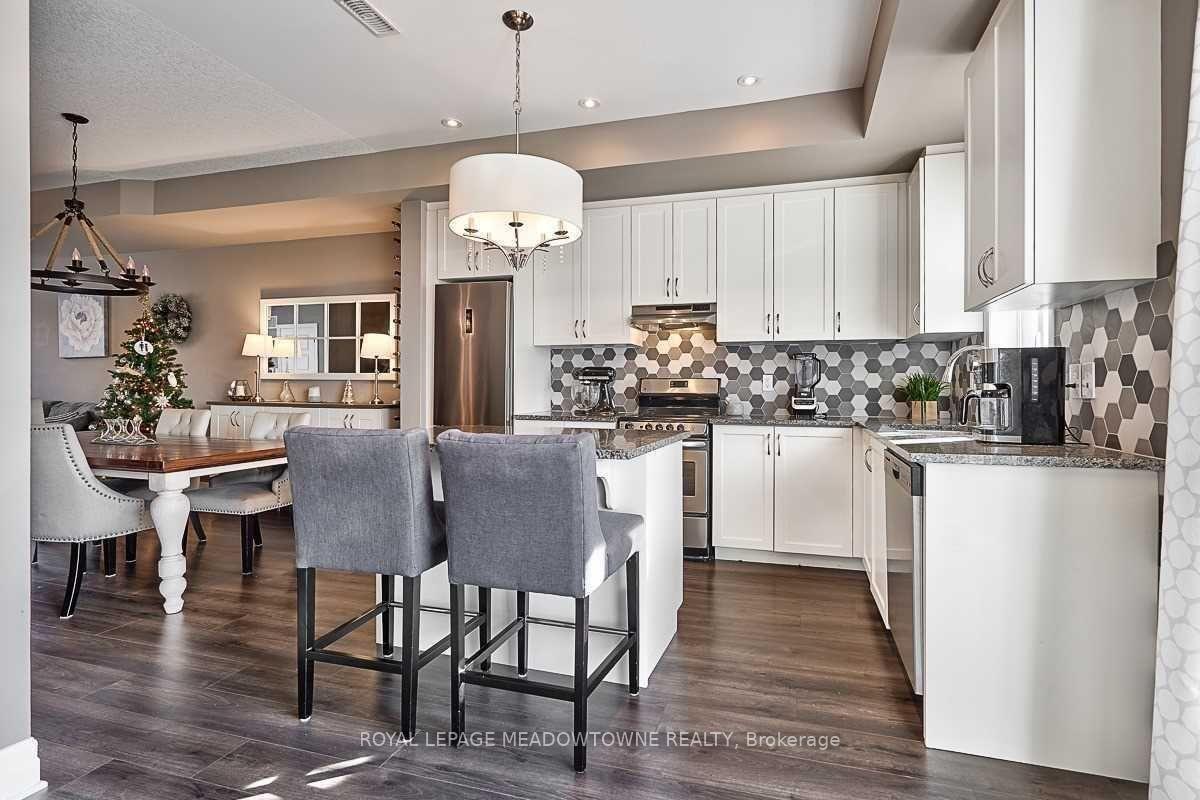 70-plains-road-w-burlington-ontario-w12503070