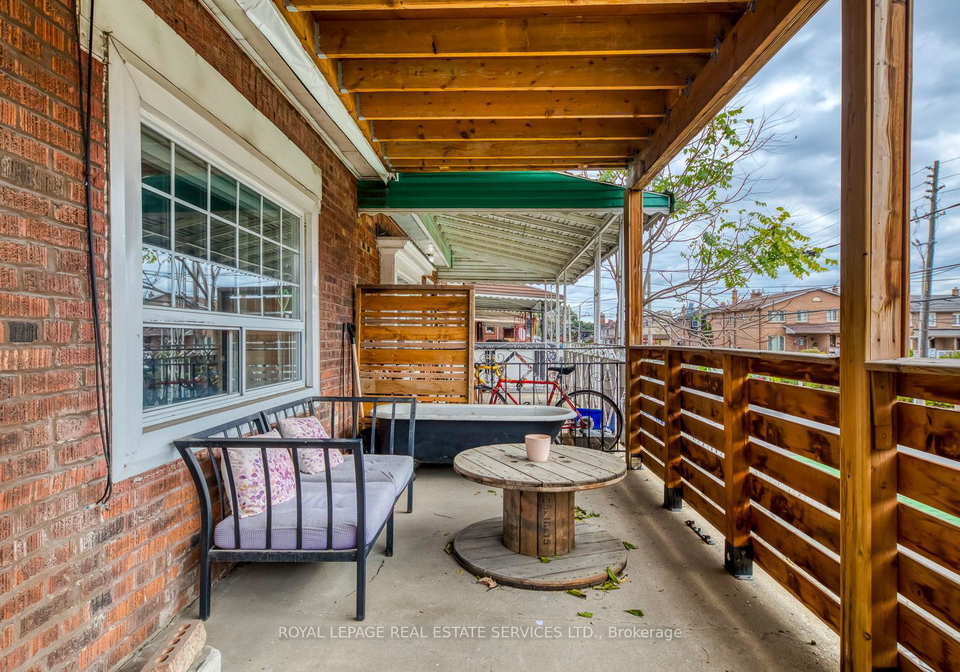 1516-davenport-road-toronto-ontario-w12503360