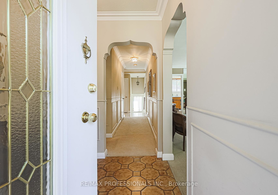 55-old-burnhamthorpe-road-etobicoke-ontario-w12504426