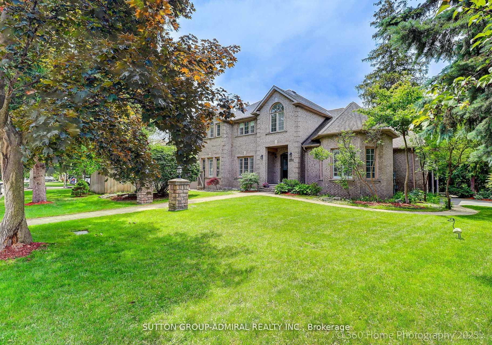1591-hampshire-crescent-mississauga-ontario-w12504764