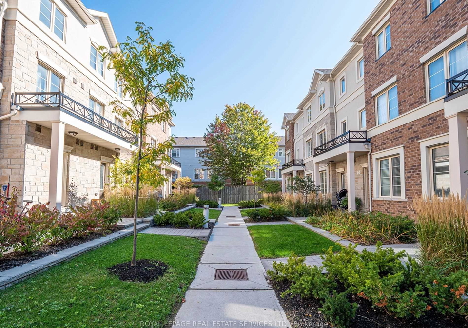 636-evans-avenue-etobicoke-ontario-w12504818