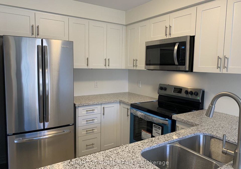 3083-highbourne-crescent-oakville-ontario-w12504930