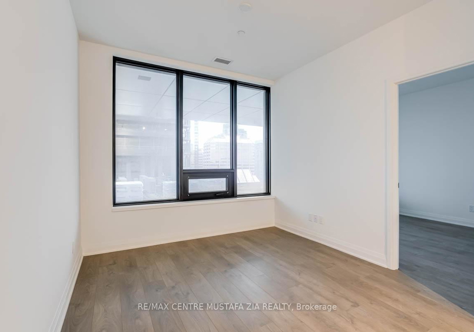 4015-the-exchange-mississauga-ontario-w12505120