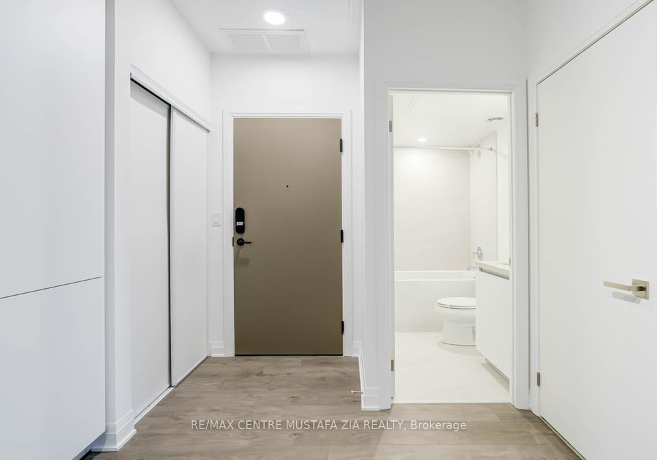 4015-the-exchange-mississauga-ontario-w12505124