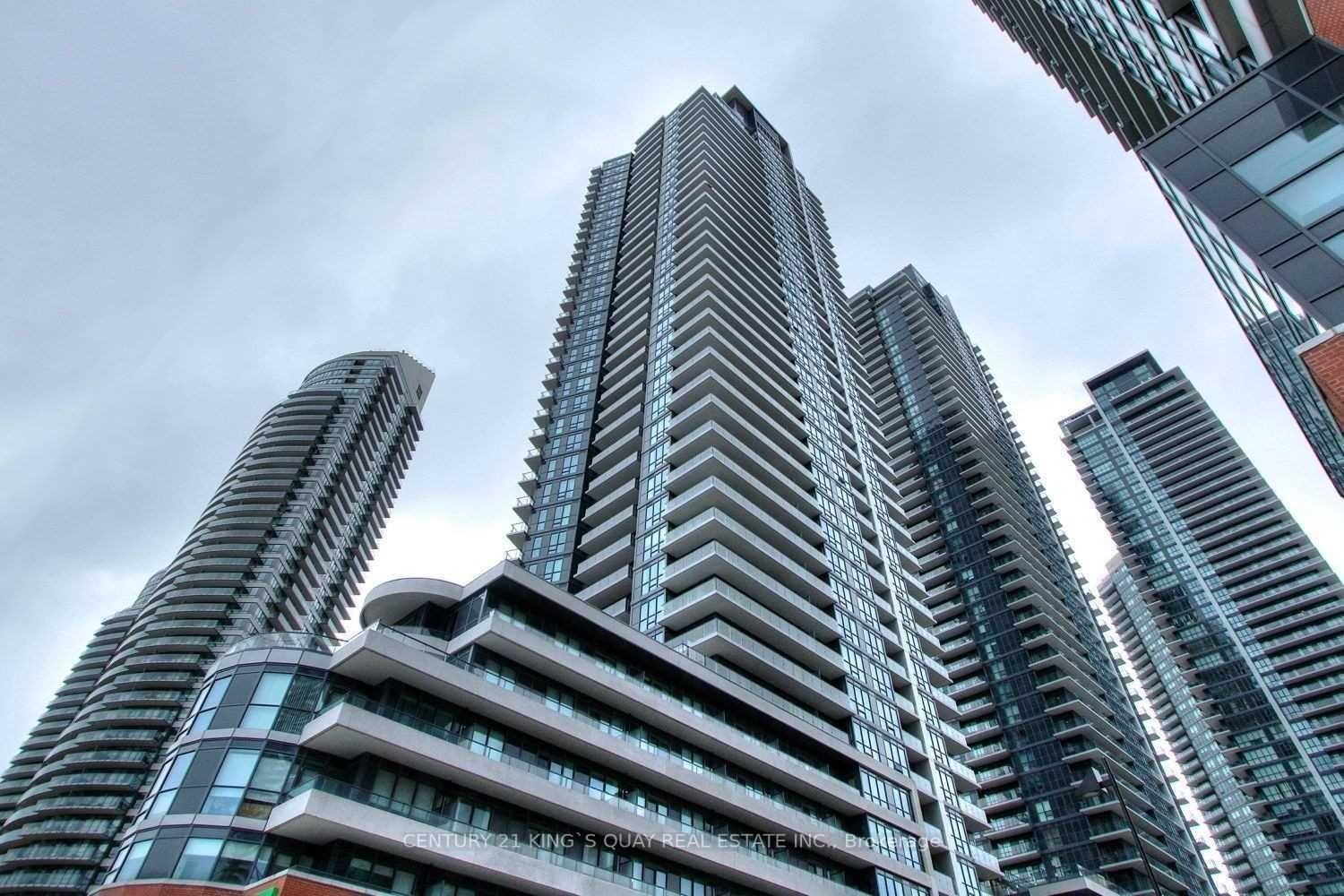 2212-lakeshore-boulevard-w-etobicoke-ontario-w12505374