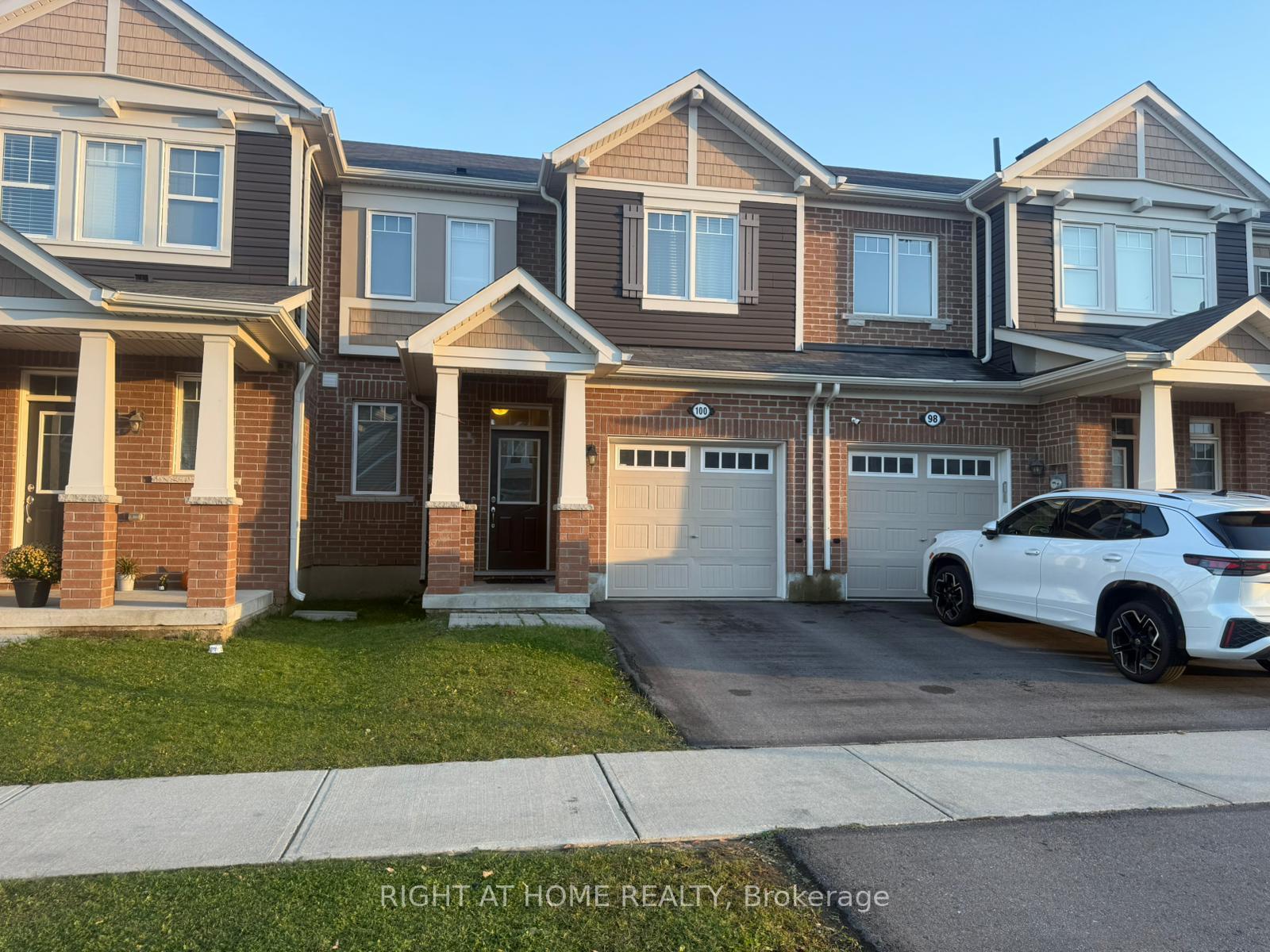 100-leiterman-drive-milton-ontario-w12505456