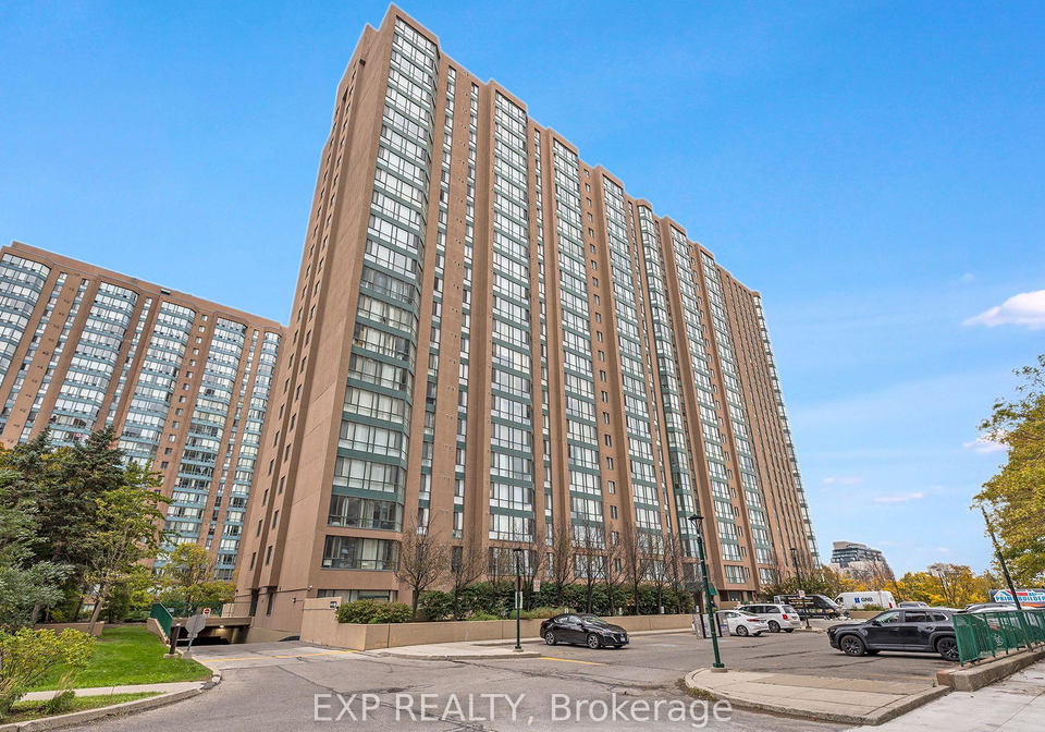 145-hillcrest-avenue-mississauga-ontario-w12505496