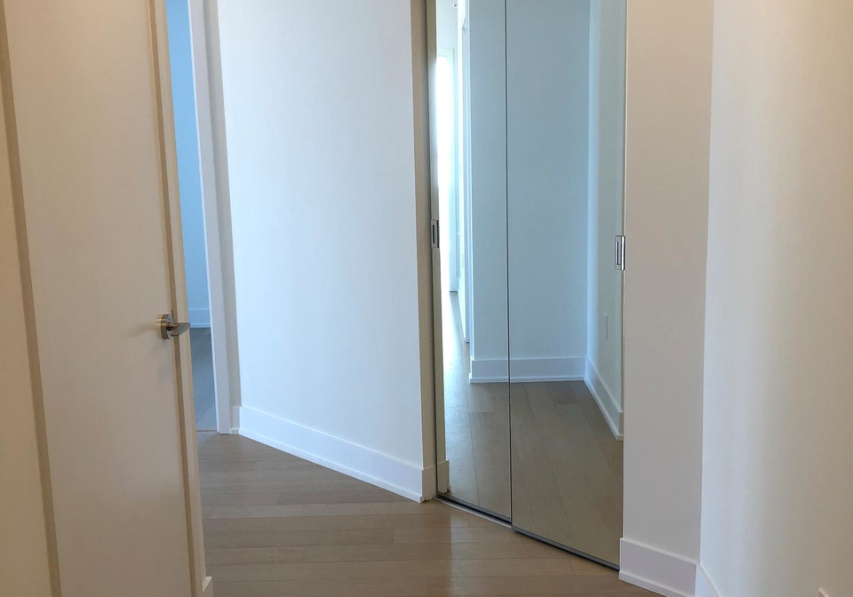 20-shore-breeze-drive-etobicoke-ontario-w12505770