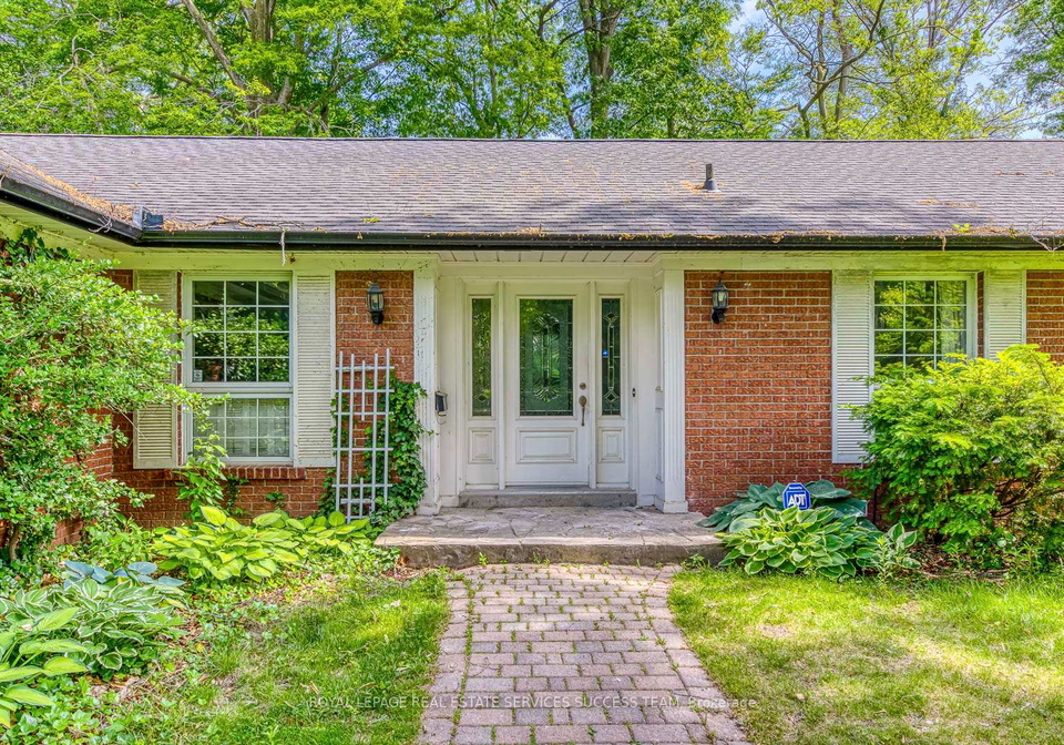 1106-crestview-street-oakville-ontario-w12505928