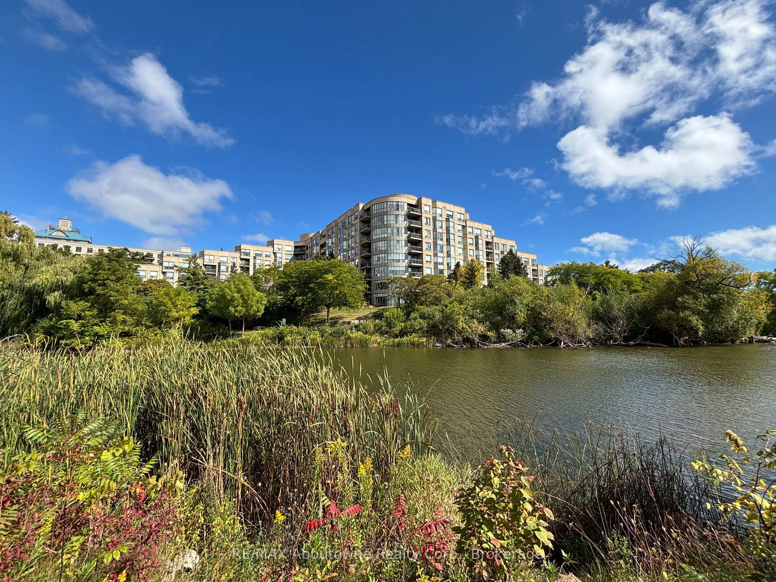 2511-lakeshore-road-w-oakville-ontario-w12506234