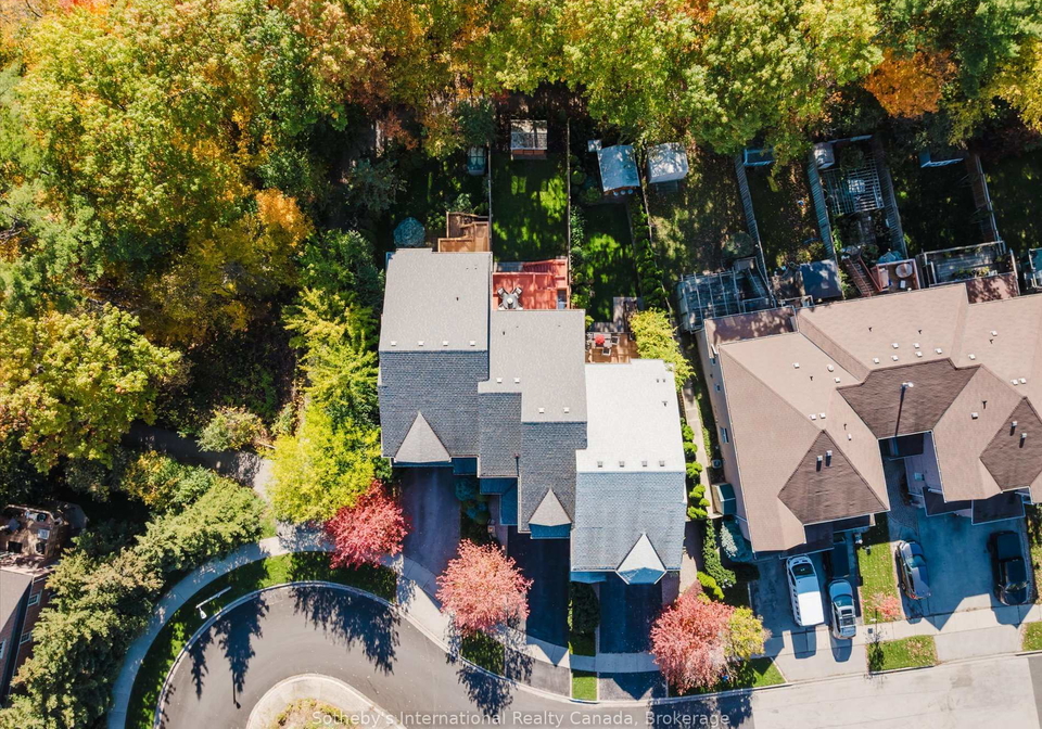 319-ravineview-way-oakville-ontario-w12506726